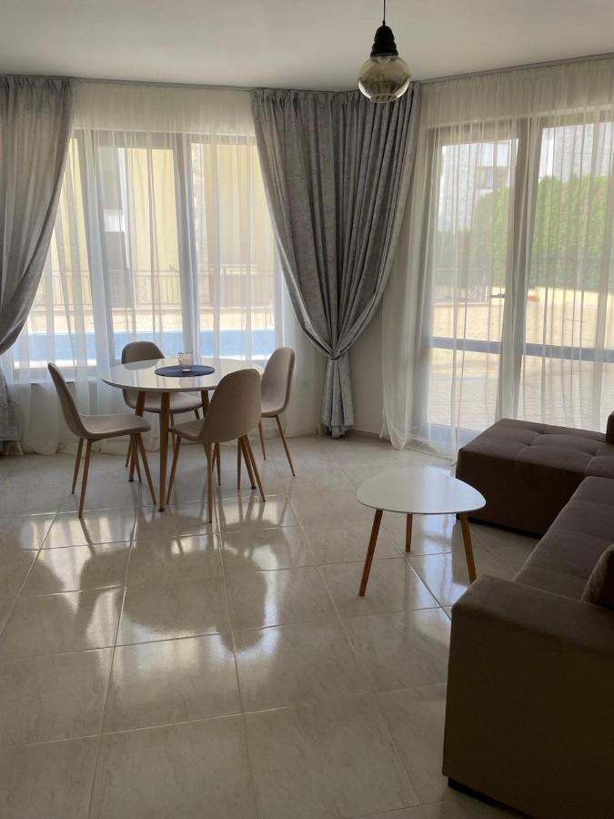 Horizon Katrina Apartments - Sea Line & Beach Access Sveti Vlas Bagian luar foto
