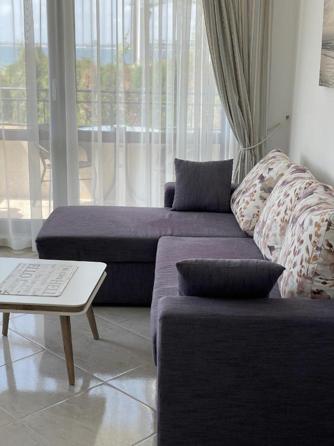 Horizon Katrina Apartments - Sea Line & Beach Access Sveti Vlas Bagian luar foto